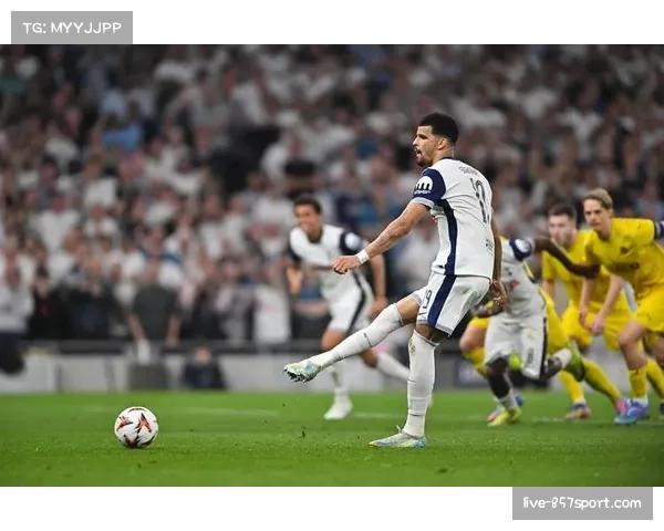 博德闪耀主场三比一击败国际米兰 霍格两传一射制造冷门